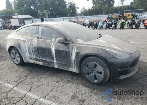 2022 Tesla Model 3 from USA, damaged, VIN 5YJ3E1EB9NF199993